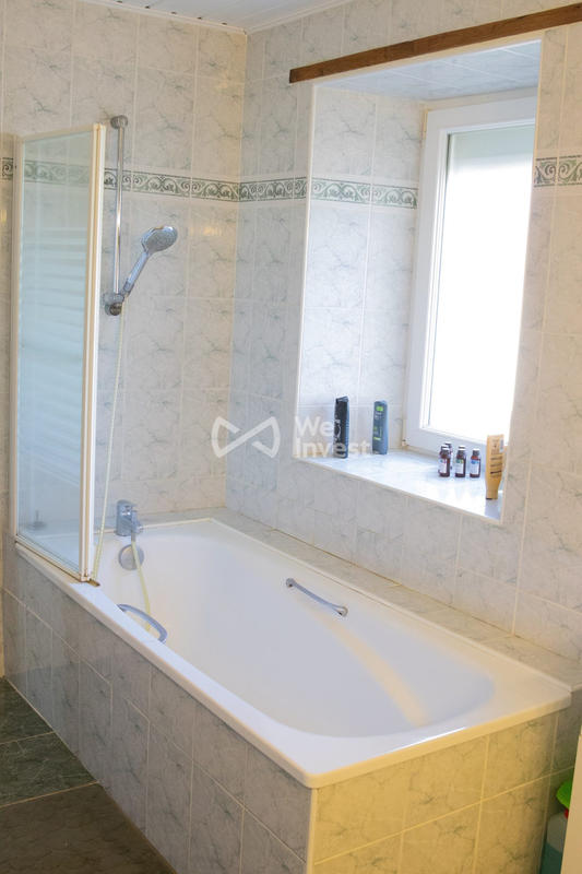 Maison - 341 m² - 12 pièces