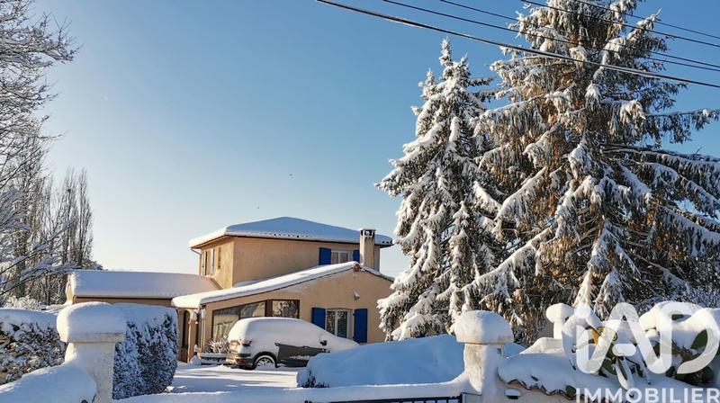 Maison - 137 m² - 7 pièces