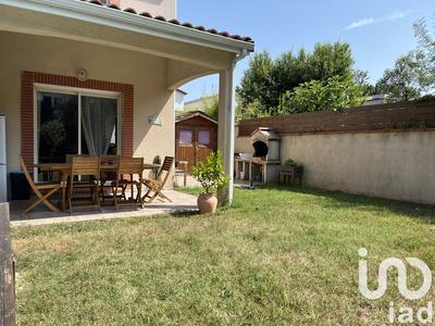 Appartement - 80 m² - 4 pièces