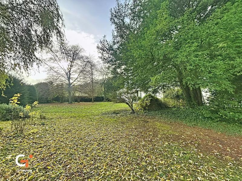 Propriété - 365 m² - 12 pièces