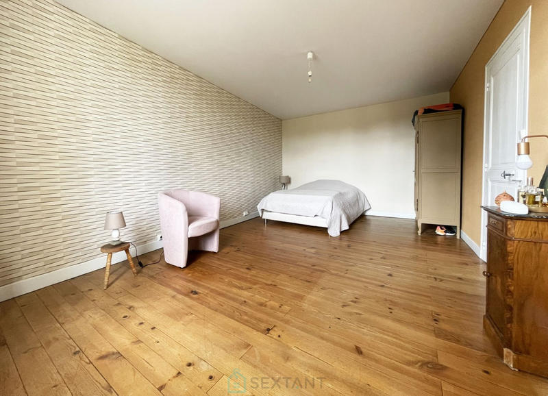 Maison - 166 m² - 6 pièces