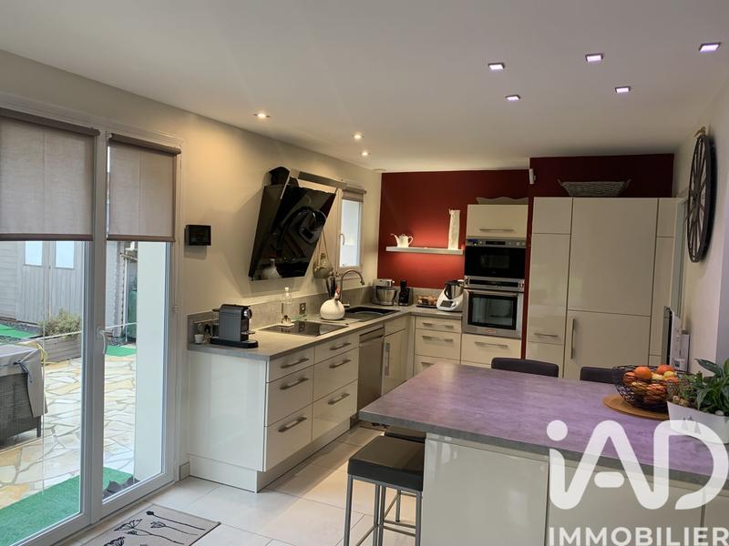 Maison - 125 m² - 6 pièces