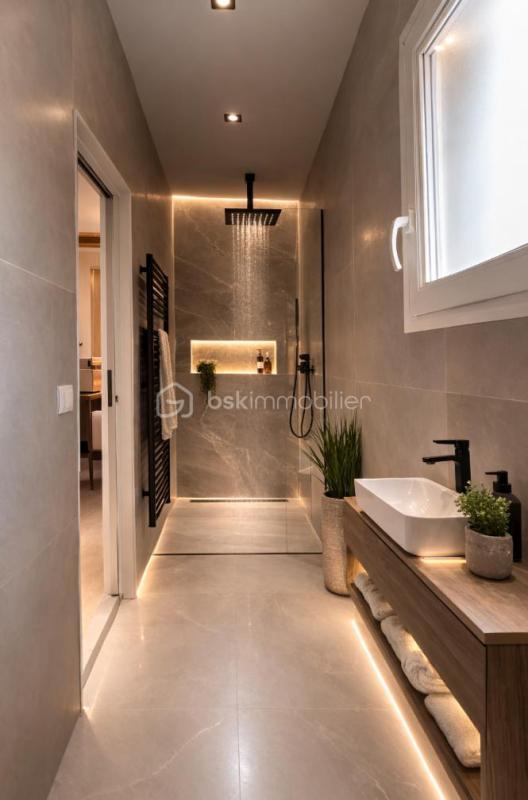 Demeure - 320 m² - 12 pièces