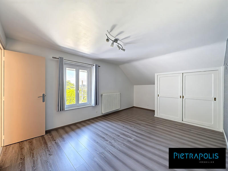 Maison ancienne - 205 m² - 6 pièces