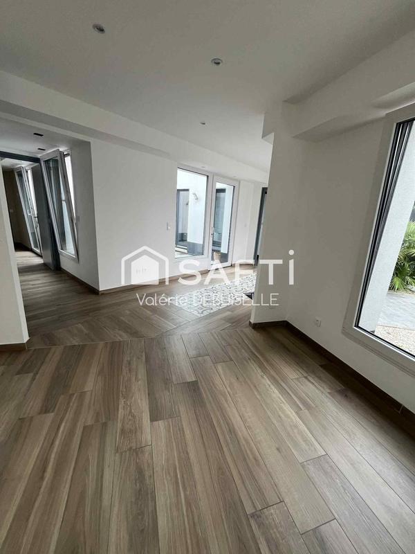 Maison - 162 m² - 6 pièces