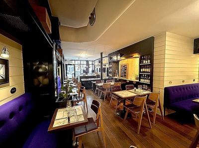 Hôtellerie / Restauration - 80 m² - 3 pièces