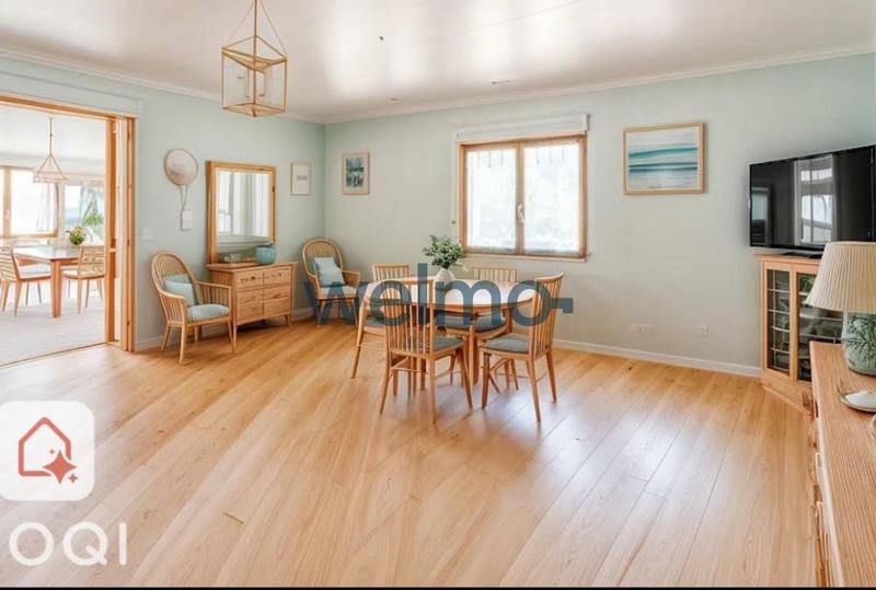 Maison - 210 m² - 9 pièces