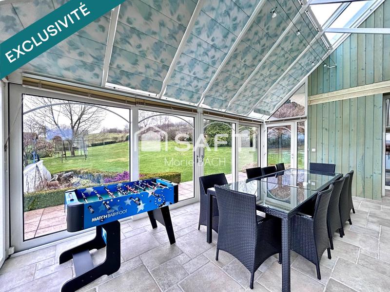 Maison - 252 m² - 8 pièces