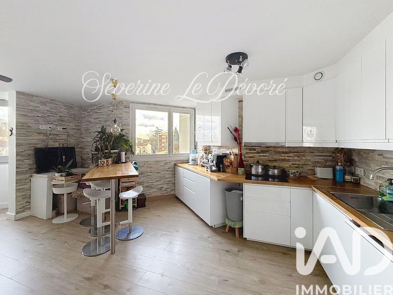 Appartement - 75 m² - 3 pièces