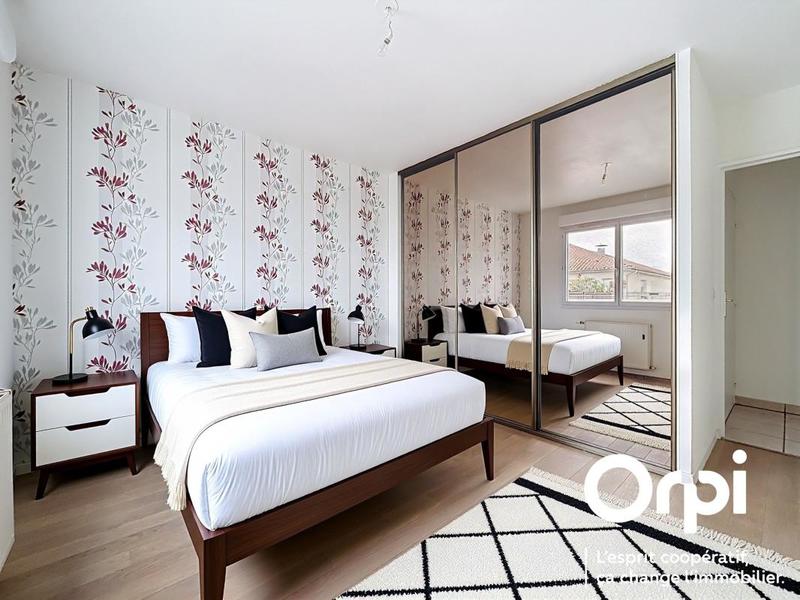 Appartement - 107 m² - 4 pièces