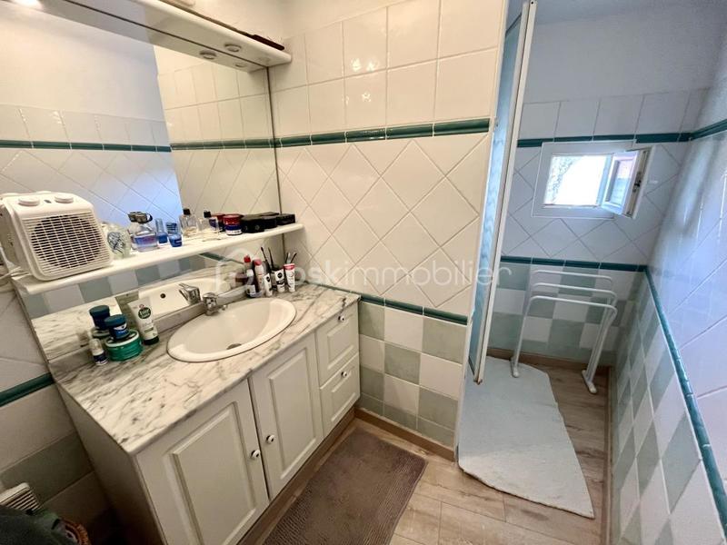 Local commercial - 328 m² - 10 pièces