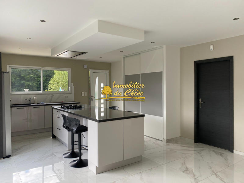 Maison - 105 m² - 5 pièces