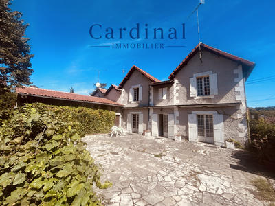 Maison - 150 m² - 7 pièces