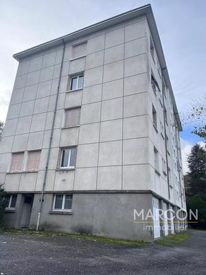 Immeuble - 686 m² - 30 pièces