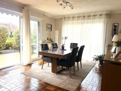 Maison - 141 m² - 6 pièces