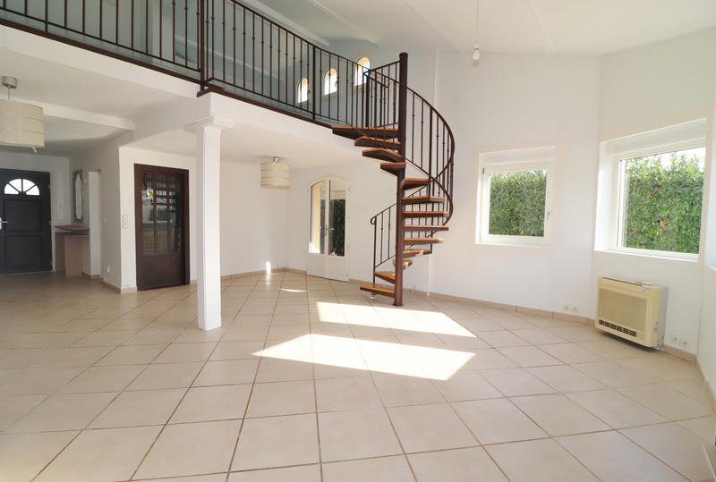 Villa - 225 m² - 7 pièces