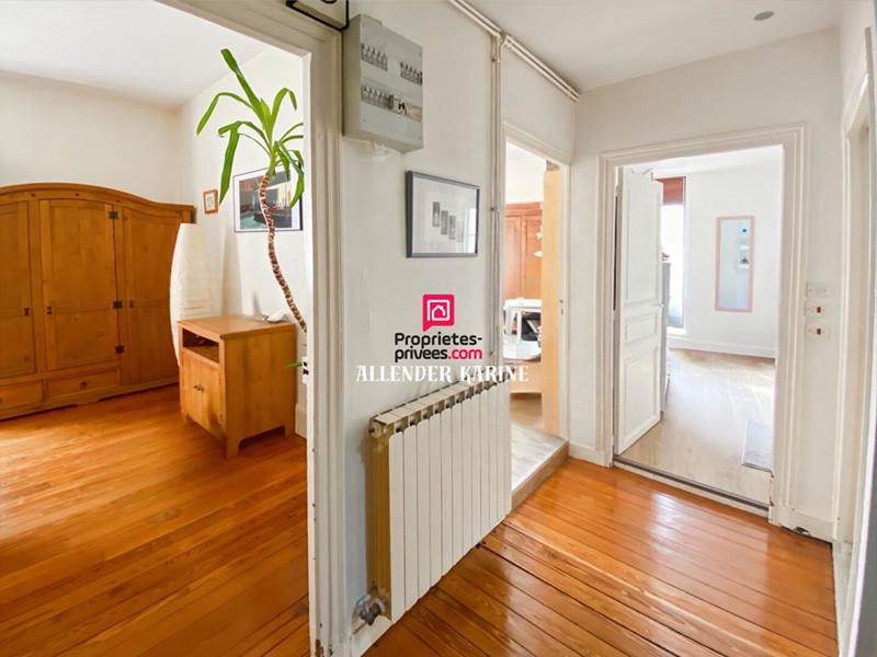 Immeuble - 252 m² - 7 pièces