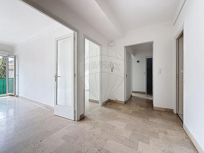 Appartement - 91 m² - 4 pièces