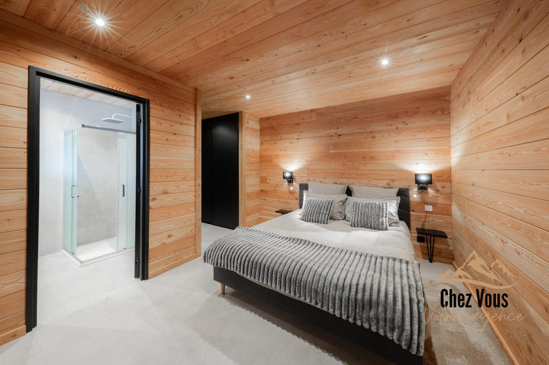 Châlet - 255 m² - 6 pièces