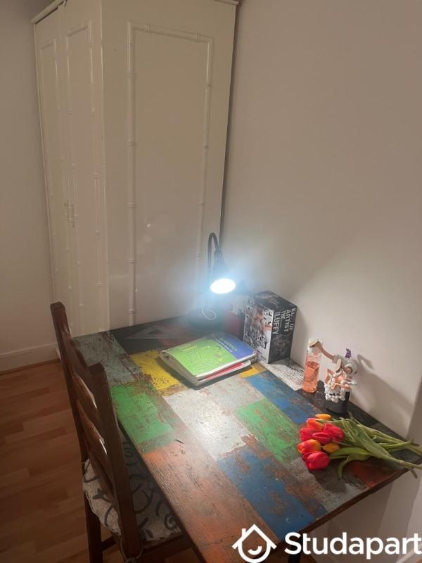 Chambre - 9 m² - 1 pièce