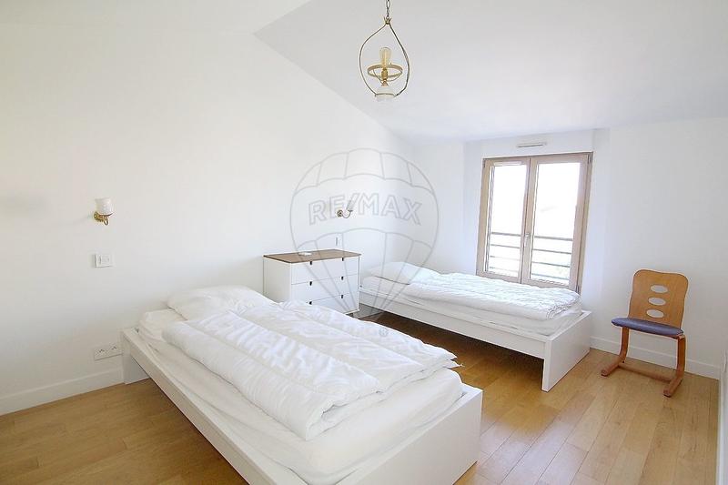 Maison - 125 m² - 6 pièces