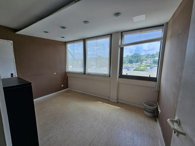 Local commercial - 73 m²