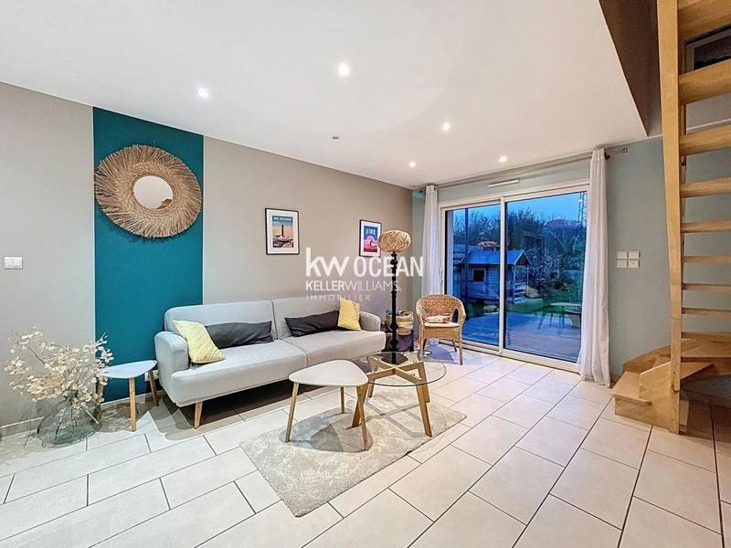 Maison - 108 m² - 6 pièces