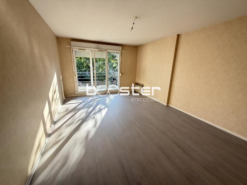 Appartement ancien - 65 m² - 3 pièces