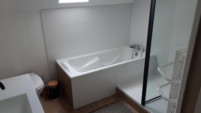 Maison - 247 m² - 8 pièces