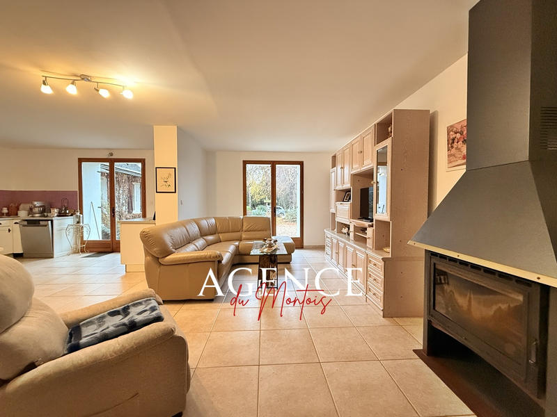 Maison - 205 m² - 5 pièces