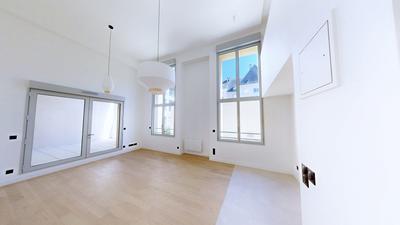 Loft - 74 m² - 3 pièces