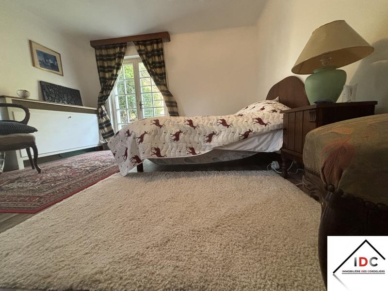 Maison - 172 m² - 5 pièces