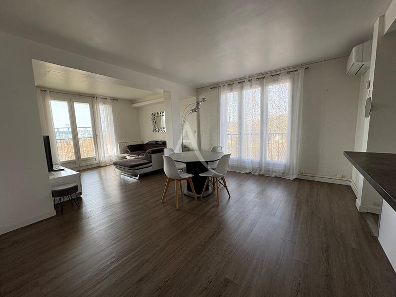 Appartement - 93 m² - 3 pièces