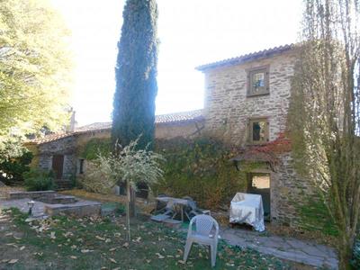 Maison - 240 m² - 10 pièces