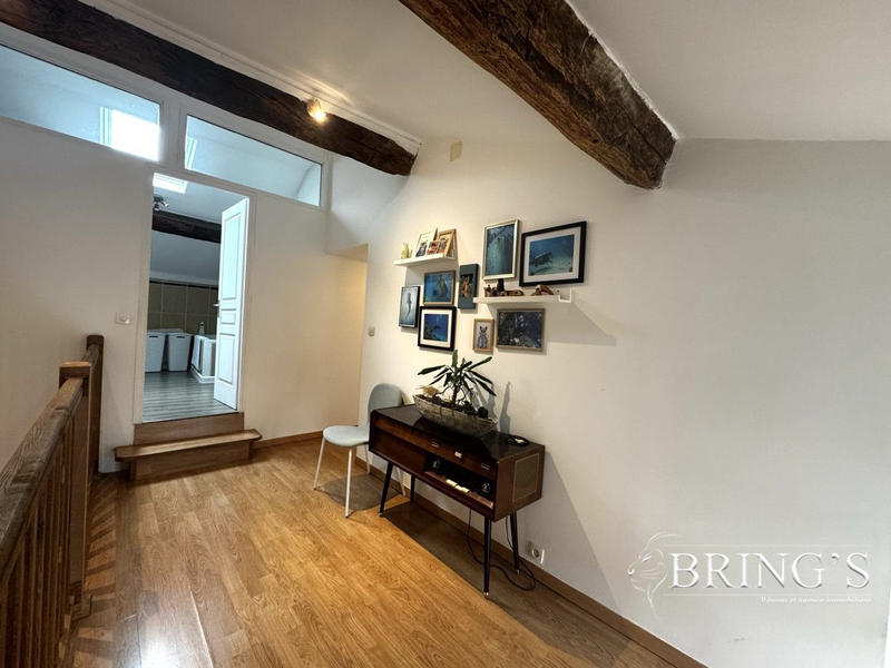 Maison - 200 m² - 7 pièces