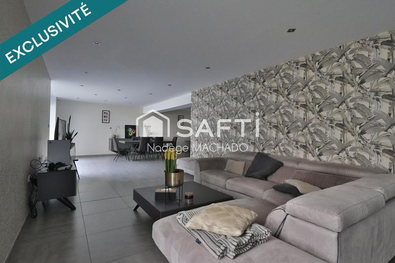 Maison - 219 m² - 9 pièces