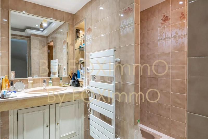 Maison - 184 m² - 6 pièces