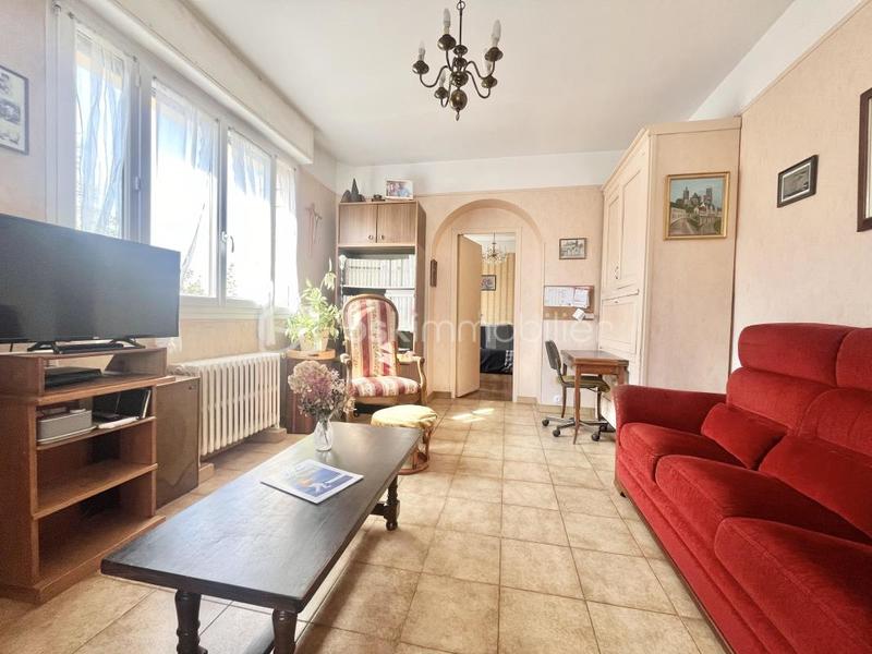 Maison - 150 m² - 8 pièces