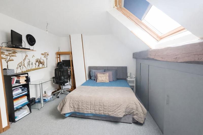 Maison - 102 m² - 5 pièces