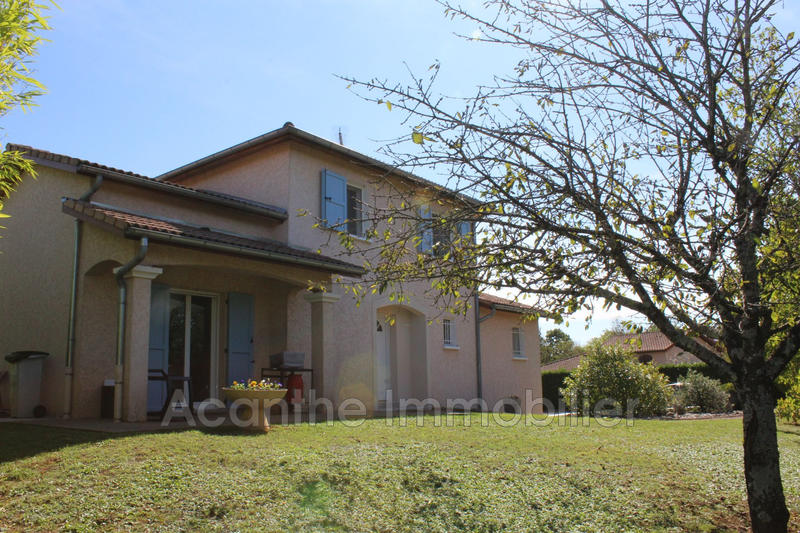 Maison - 122 m² - 5 pièces