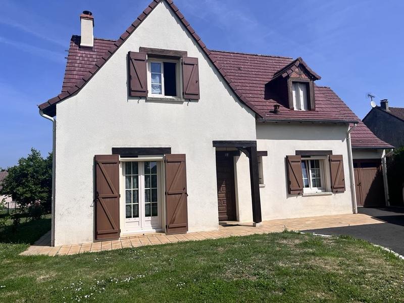 Maison - 97 m² - 5 pièces