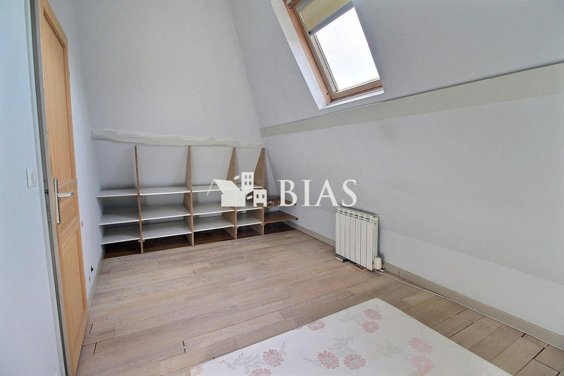 Maison ancienne - 203 m² - 11 pièces