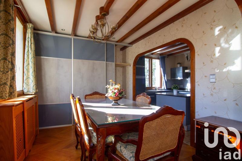 Maison - 180 m² - 7 pièces