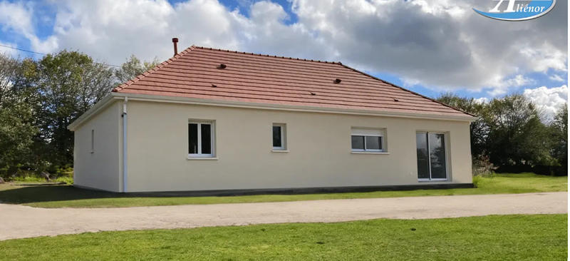 Maison - 95 m² - 4 pièces