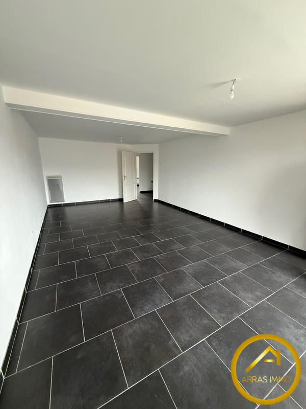 Appartement - 90 m² - 3 pièces