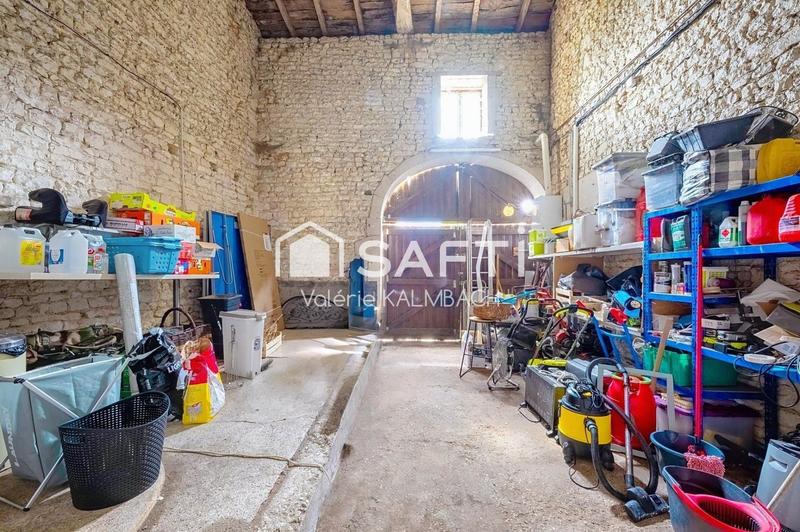 Maison - 250 m² - 9 pièces