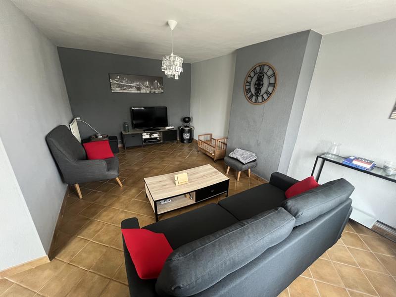 Maison - 140 m² - 5 pièces