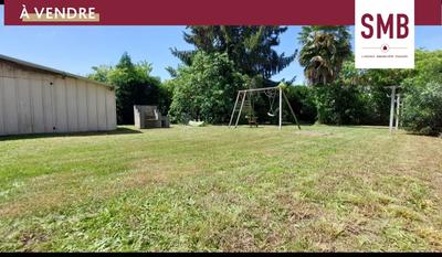 Terrain constructible - 647 m²