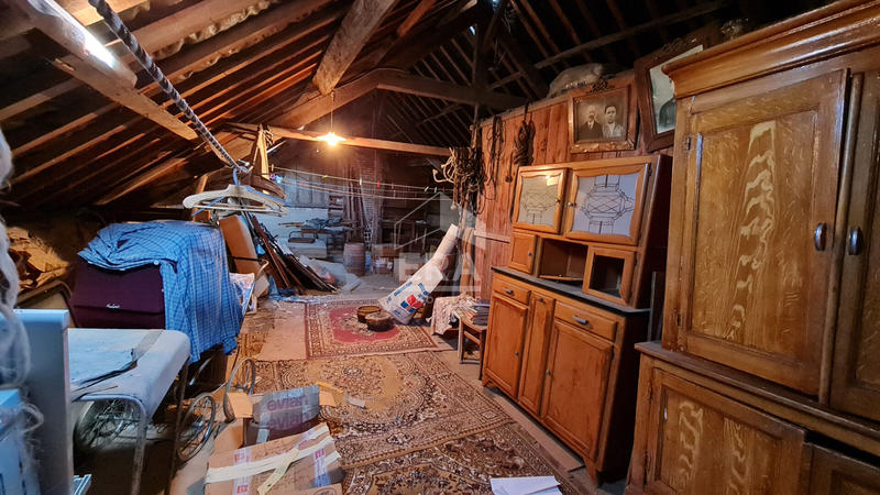 Maison - 90 m² - 3 pièces