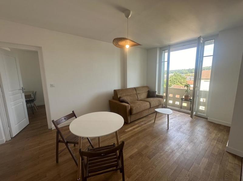 Appartement ancien - 54 m² - 2 pièces